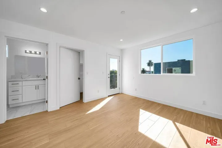 229 N Park View Street, Los Angeles, California 90026