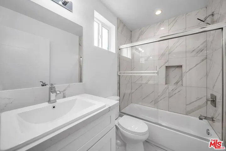 229 N Park View Street, Los Angeles, California 90026