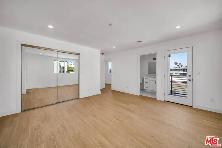 229 N Park View Street, Los Angeles, California 90026