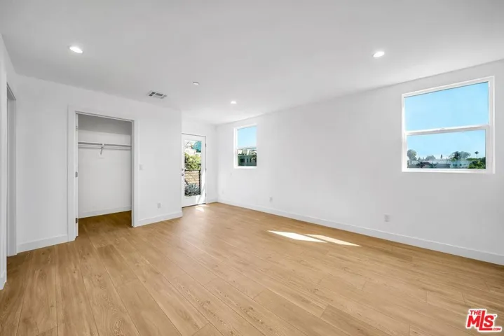 229 N Park View Street, Los Angeles, California 90026
