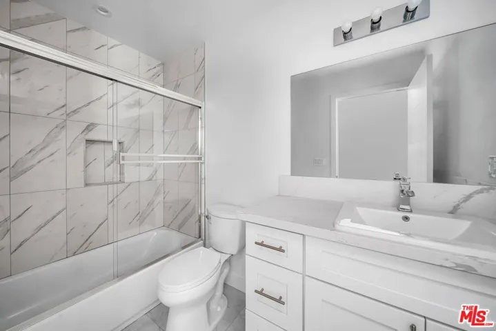 229 N Park View Street, Los Angeles, California 90026