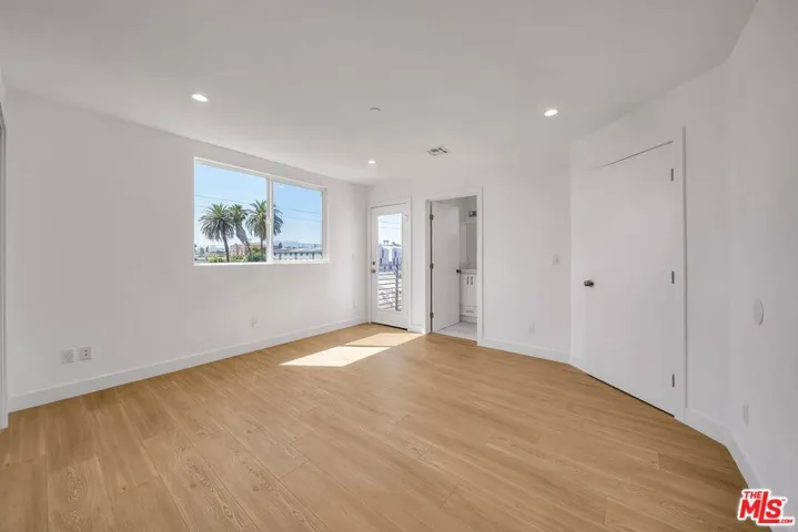 229 N Park View Street, Los Angeles, California 90026