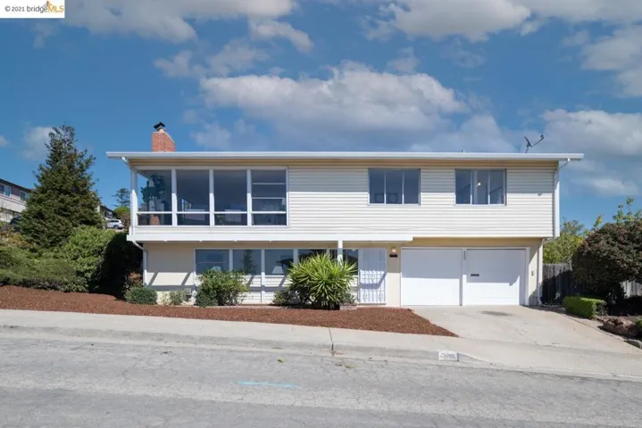 200 Rishell Dr, Oakland, California 94619