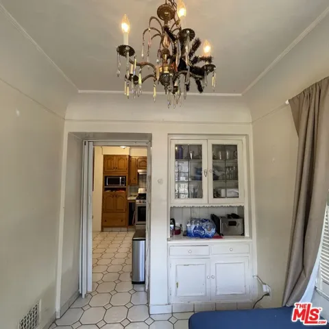 Breakfast Room