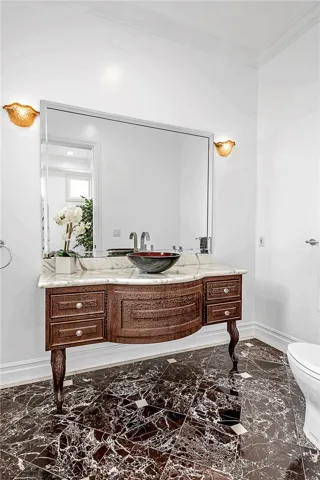 30130 Palos Verdes Drive W, Rancho Palos Verdes, California 90275