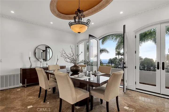 30130 Palos Verdes Drive W, Rancho Palos Verdes, California 90275