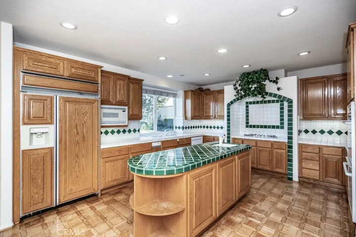 Kitchen Island