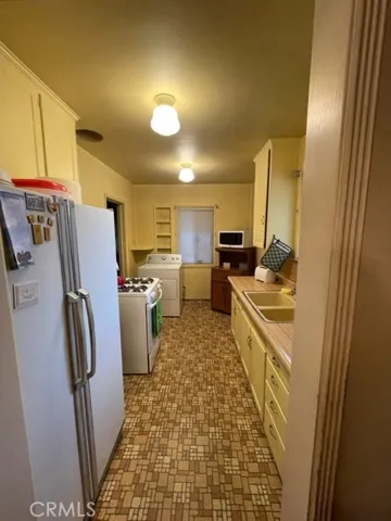 7909 Vanport Avenue, Whittier, California 90606