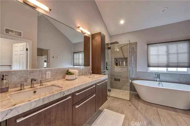 417 Orchid Avenue B, Corona Del Mar, California 92625