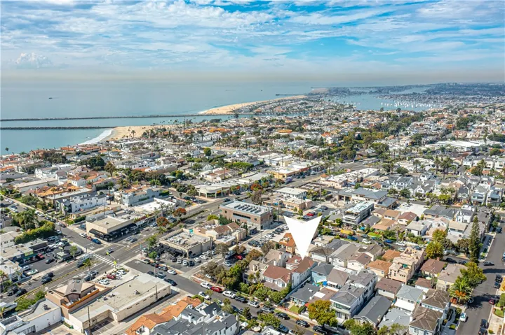 417 Orchid Avenue B, Corona Del Mar, California 92625