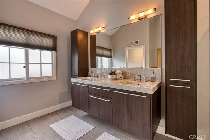 417 Orchid Avenue B, Corona Del Mar, California 92625