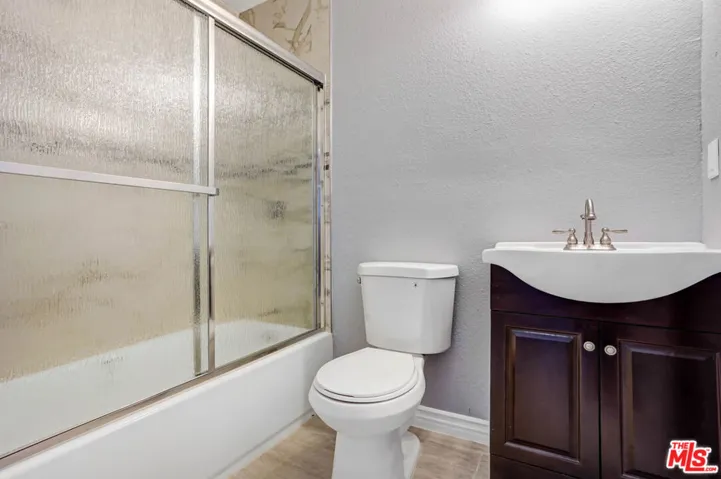 271 E 10th Street, San Bernardino, California 92410