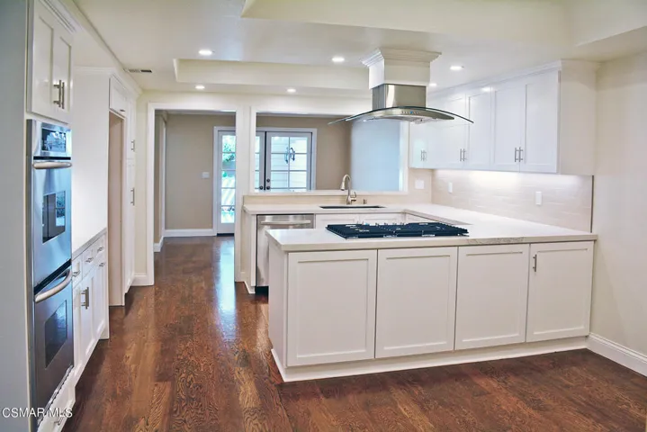 Kitchen W