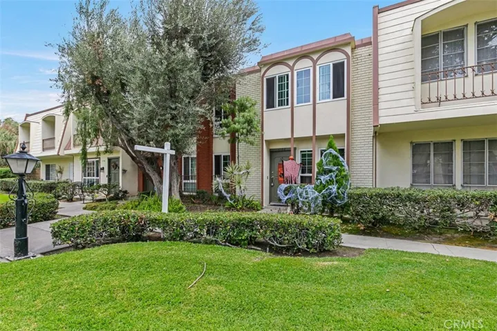 1780 W Greenleaf Avenue, Anaheim, California 92801