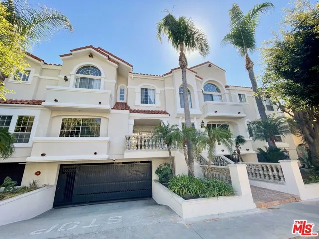 1076 S Orange Grove Avenue 2, Los Angeles, California 90019