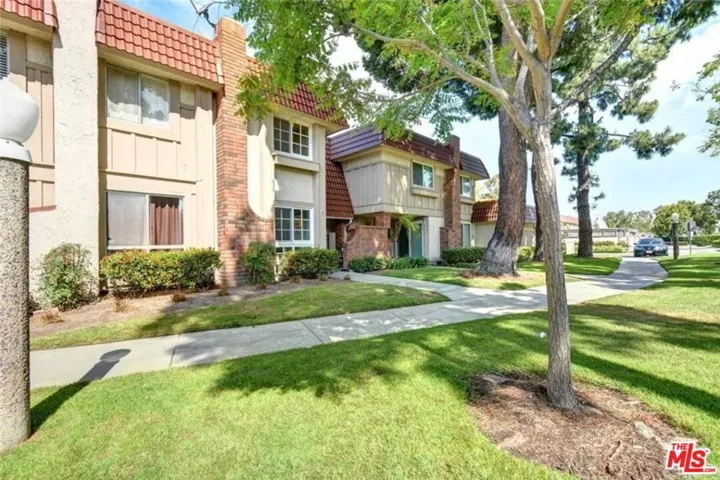 11316 La Have Way, Cypress, California 90630