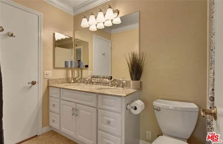 11316 La Have Way, Cypress, California 90630