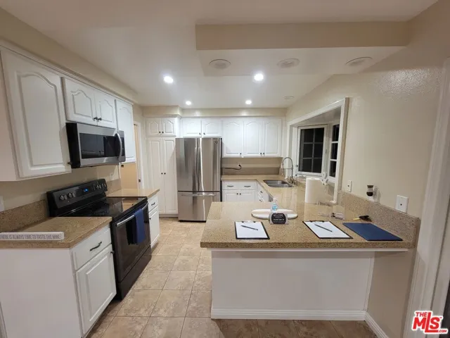 11316 La Have Way, Cypress, California 90630