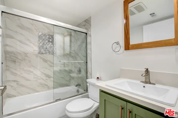 3320 E 6th Street, Los Angeles, California 90023