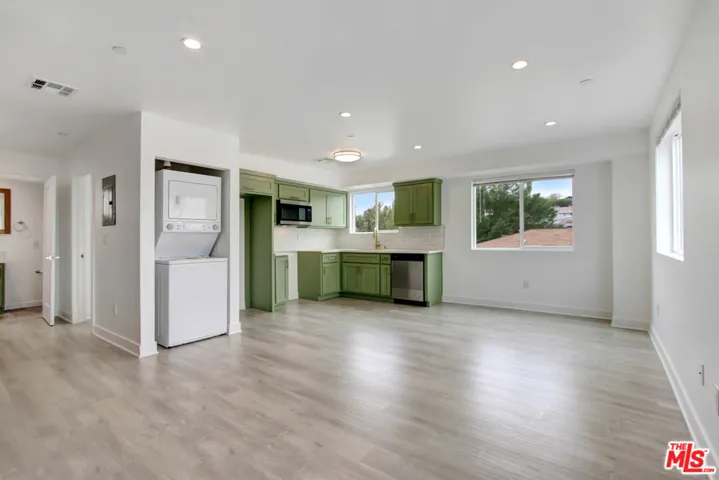 3320 E 6th Street, Los Angeles, California 90023