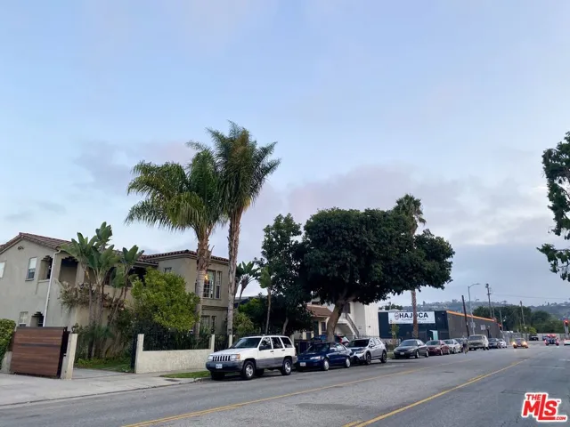 Close to Jefferson and the Expo Line