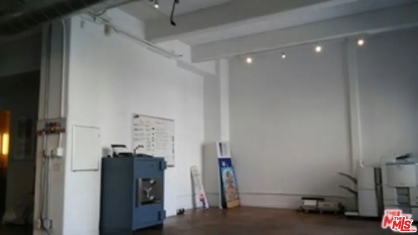 812 S Spring Street 2, Los Angeles, California 90014