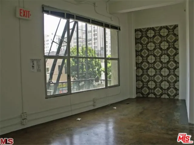 812 S Spring Street 2, Los Angeles, California 90014
