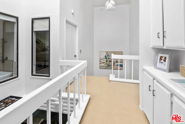 1671 Michael Lane, Pacific Palisades, California 90272