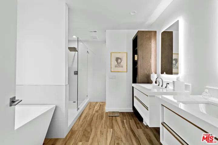 1671 Michael Lane, Pacific Palisades, California 90272