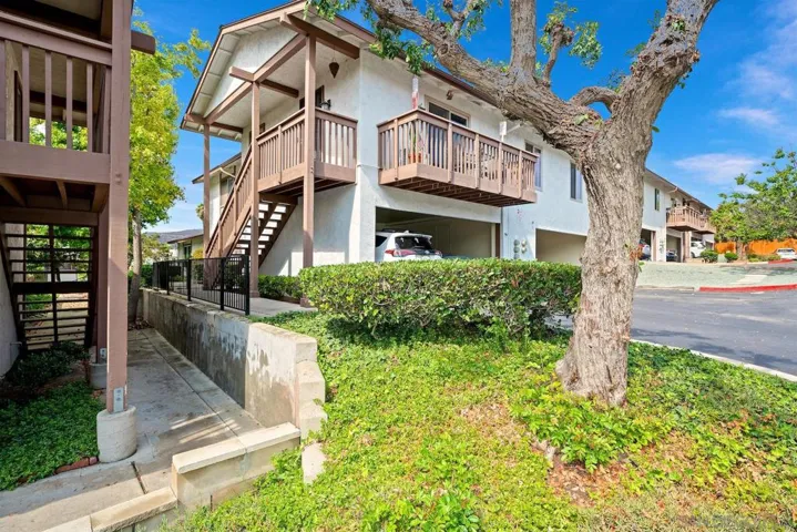 6470 Bell Bluff Ave, San Diego, California 92119