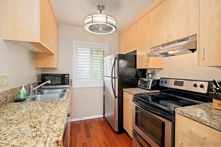 6470 Bell Bluff Ave, San Diego, California 92119
