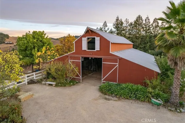 Barn