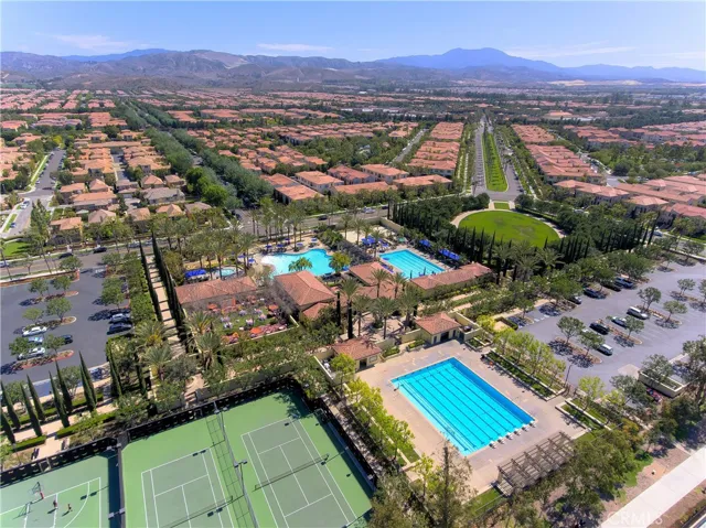 61 Regal, Irvine, California 92620