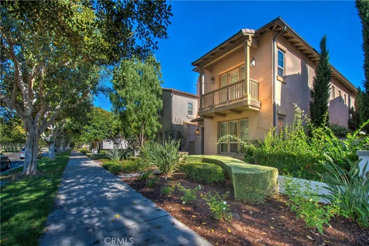 61 Regal, Irvine, California 92620