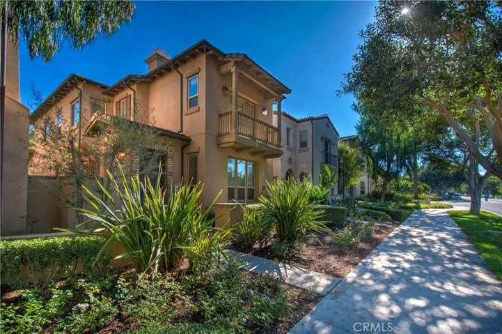 61 Regal, Irvine, California 92620