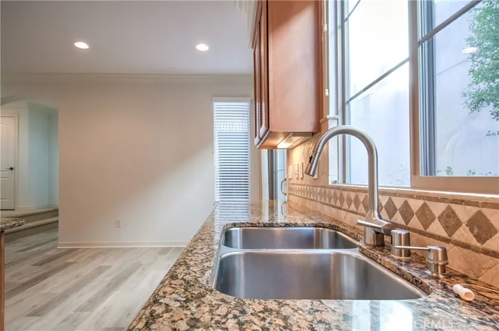 61 Regal, Irvine, California 92620