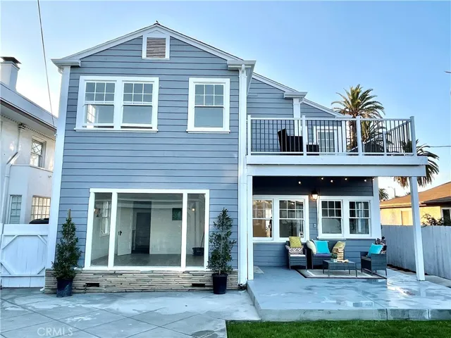 1174 S Victoria Avenue, Los Angeles, California 90019