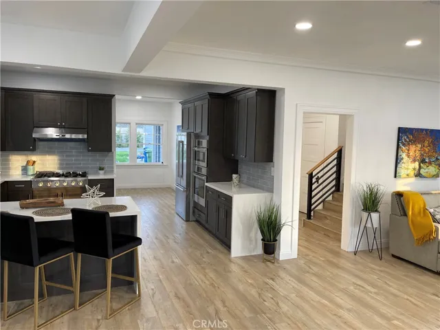 1174 S Victoria Avenue, Los Angeles, California 90019