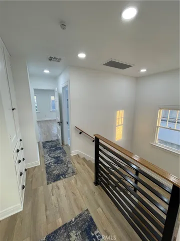 1174 S Victoria Avenue, Los Angeles, California 90019