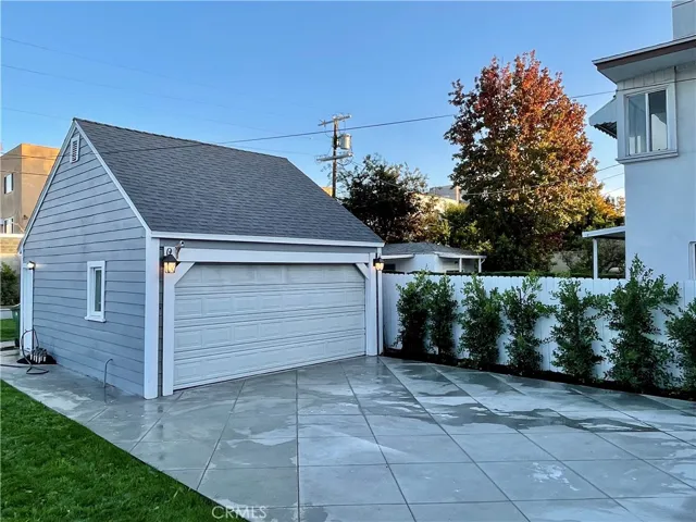 1174 S Victoria Avenue, Los Angeles, California 90019