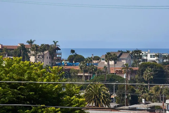 728 Dewitt Ave, Encinitas, California 92024
