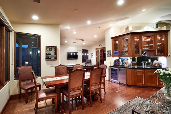 728 Dewitt Ave, Encinitas, California 92024