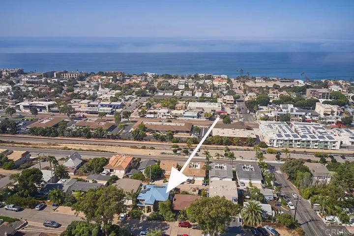 728 Dewitt Ave, Encinitas, California 92024
