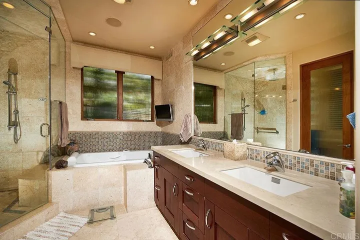 728 Dewitt Ave, Encinitas, California 92024