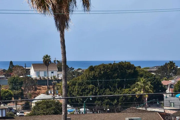 728 Dewitt Ave, Encinitas, California 92024
