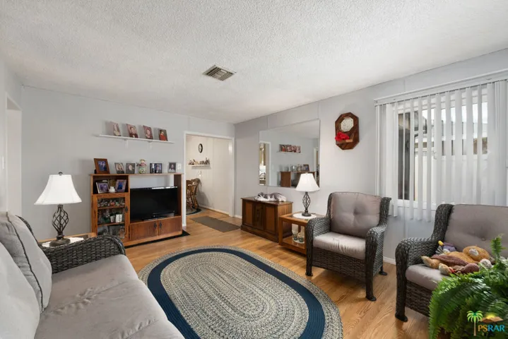 13630 Regentview Avenue, Bellflower, California 90706