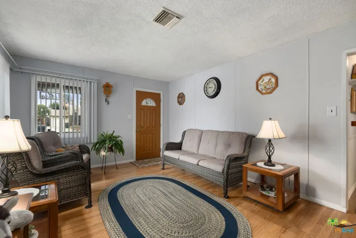 13630 Regentview Avenue, Bellflower, California 90706