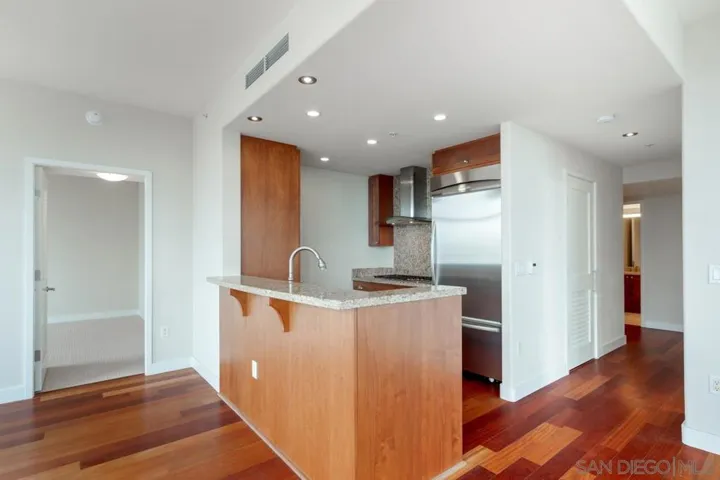 700 W E St 1803, San Diego, California 92101