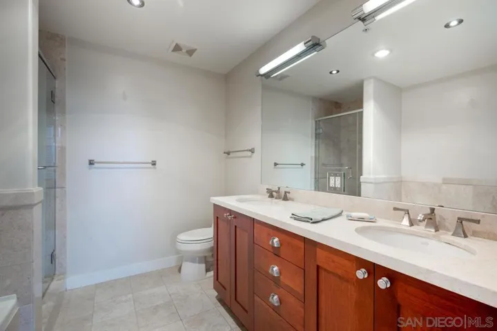 700 W E St 1803, San Diego, California 92101
