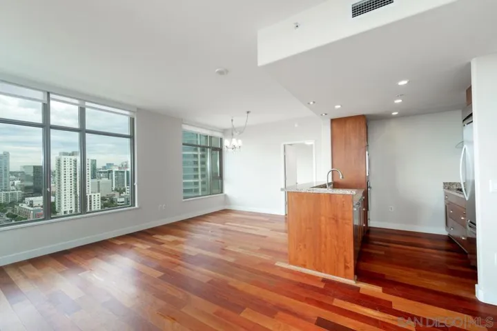 700 W E St 1803, San Diego, California 92101